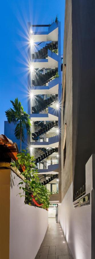 The Galaxy Home Doi Can Hotel And Apartment Hanoi Exterior photo
